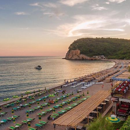 Hotel Savojo Petrovac Eksteriør bilde
