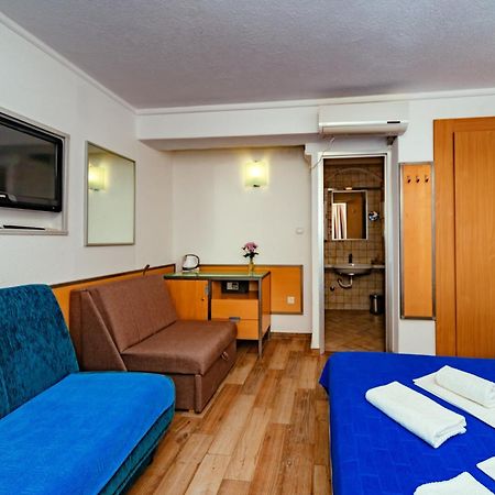 Hotel Savojo Petrovac Eksteriør bilde