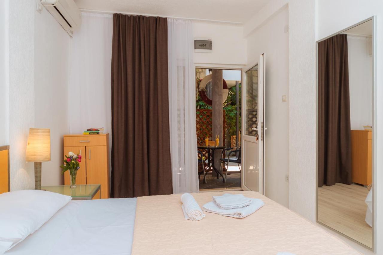 Hotel Savojo Petrovac Eksteriør bilde