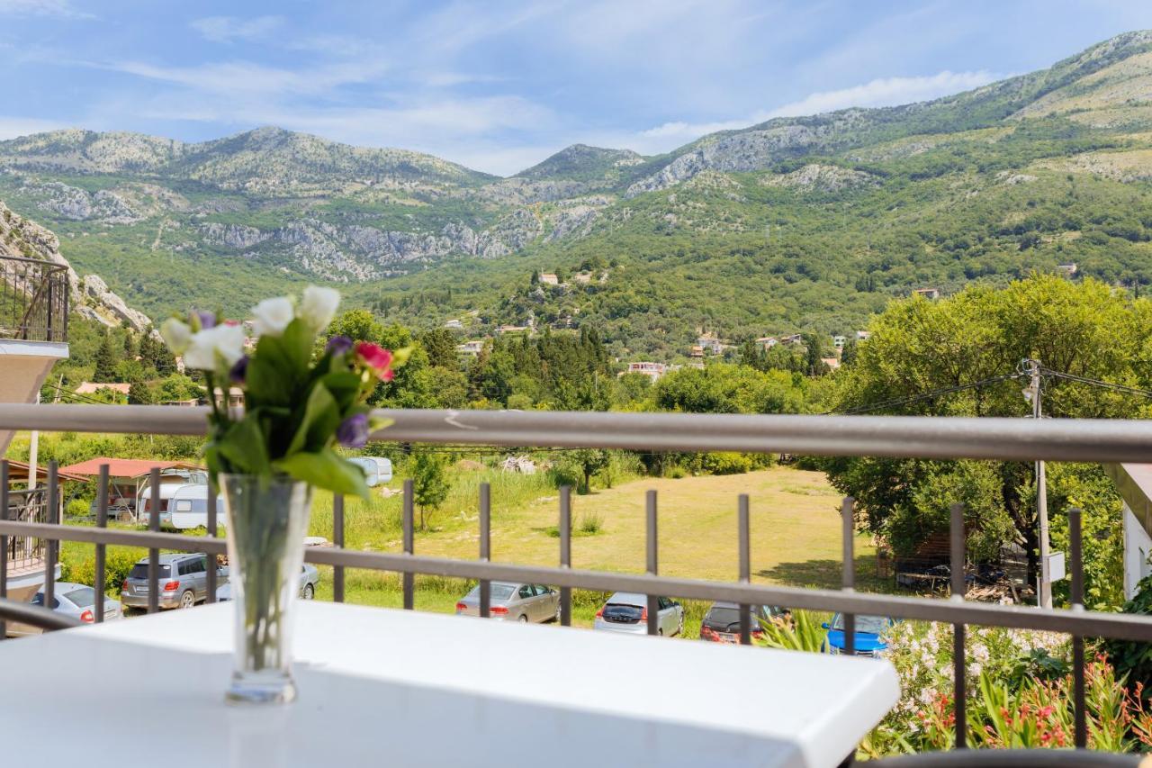 Hotel Savojo Petrovac Eksteriør bilde