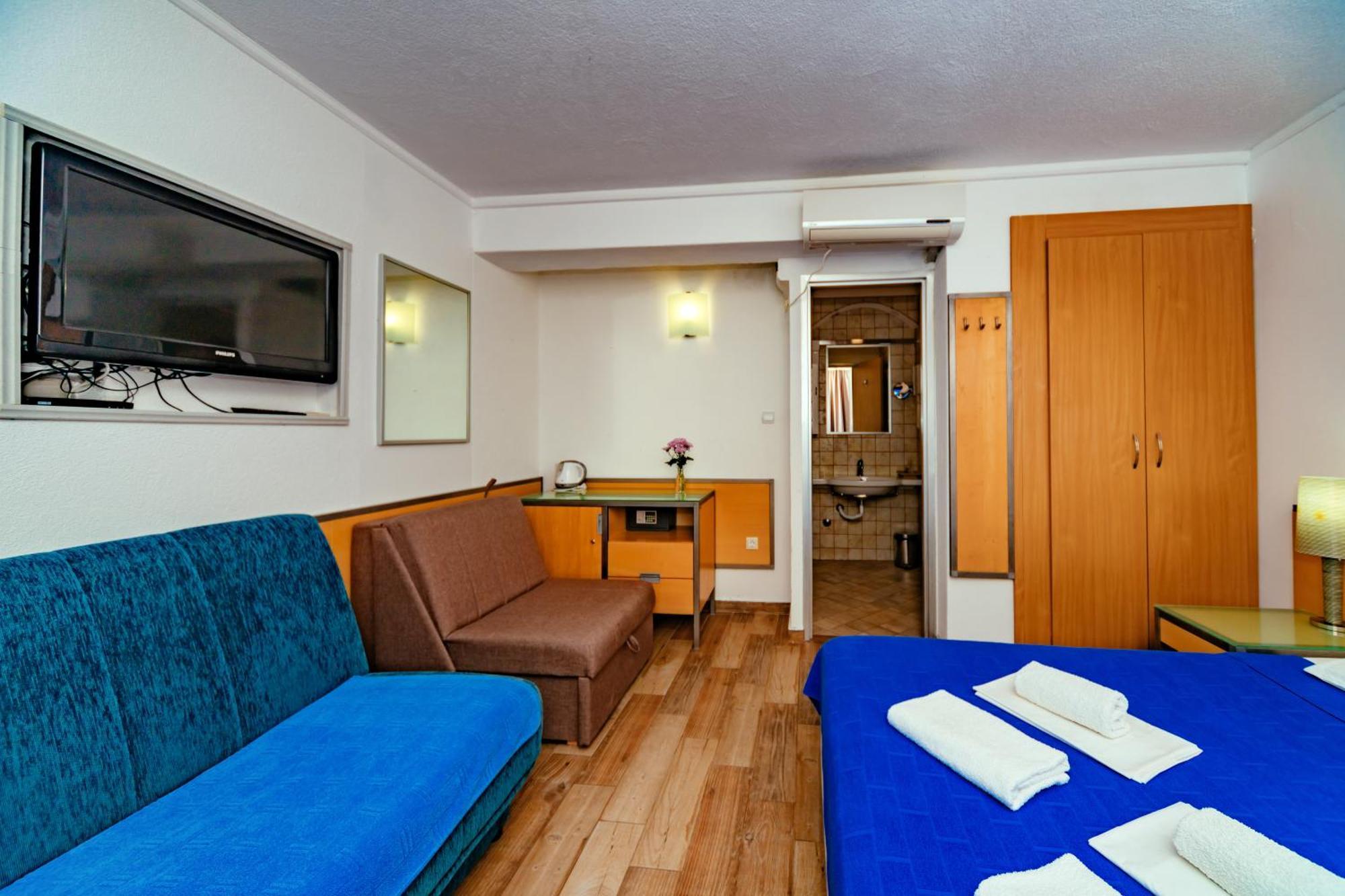 Hotel Savojo Petrovac Eksteriør bilde