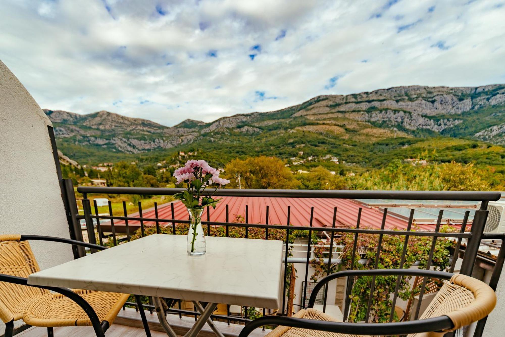 Hotel Savojo Petrovac Eksteriør bilde