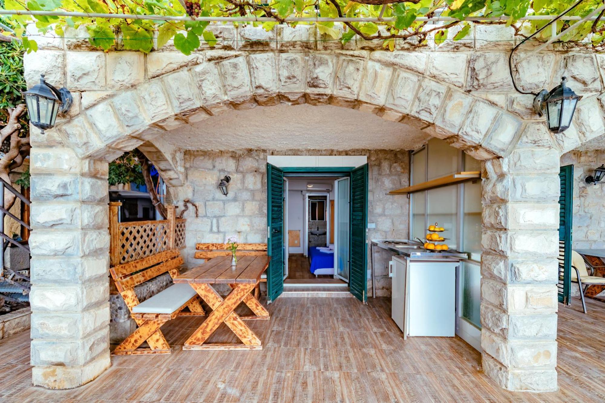 Hotel Savojo Petrovac Eksteriør bilde