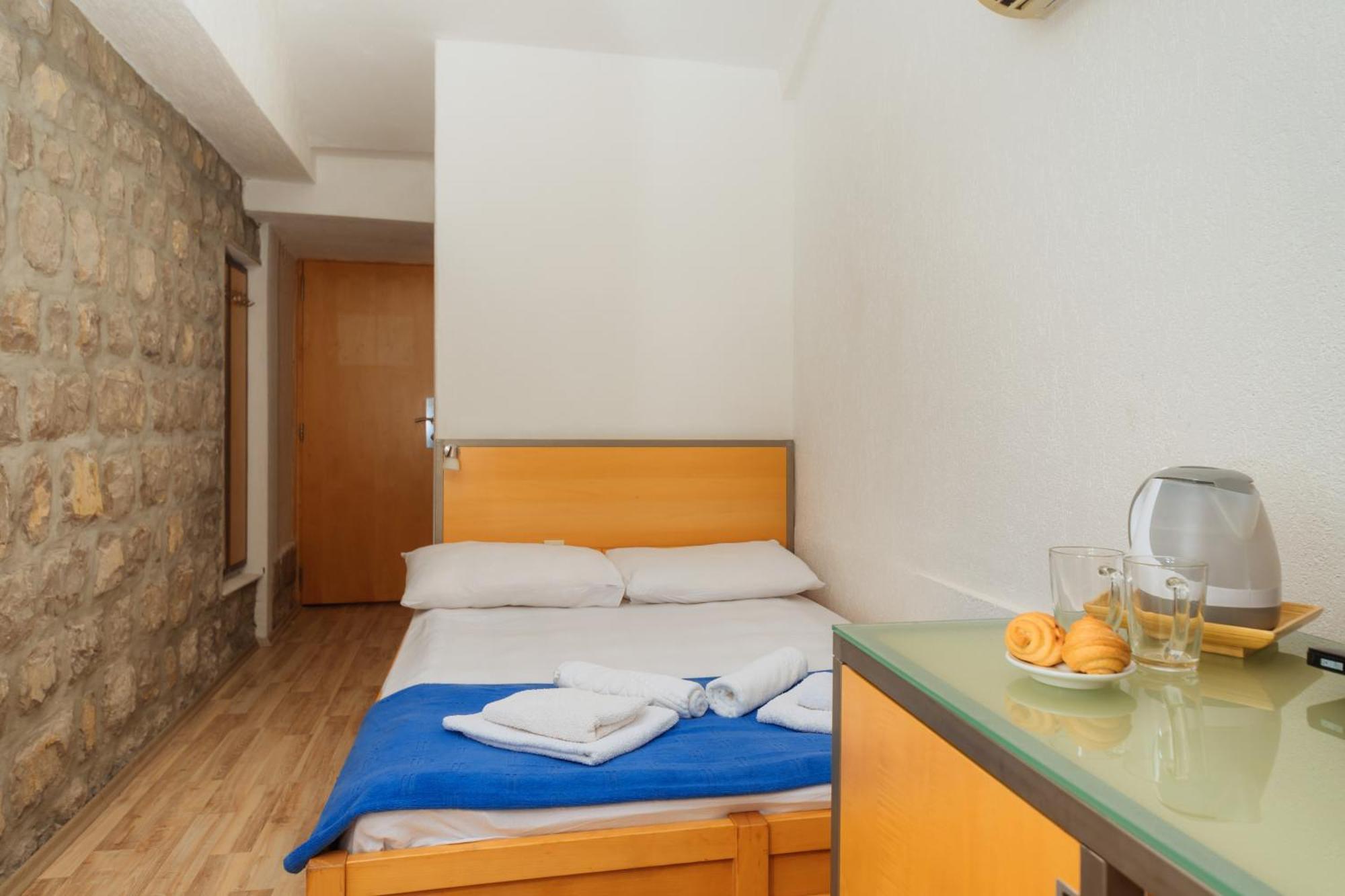 Hotel Savojo Petrovac Eksteriør bilde