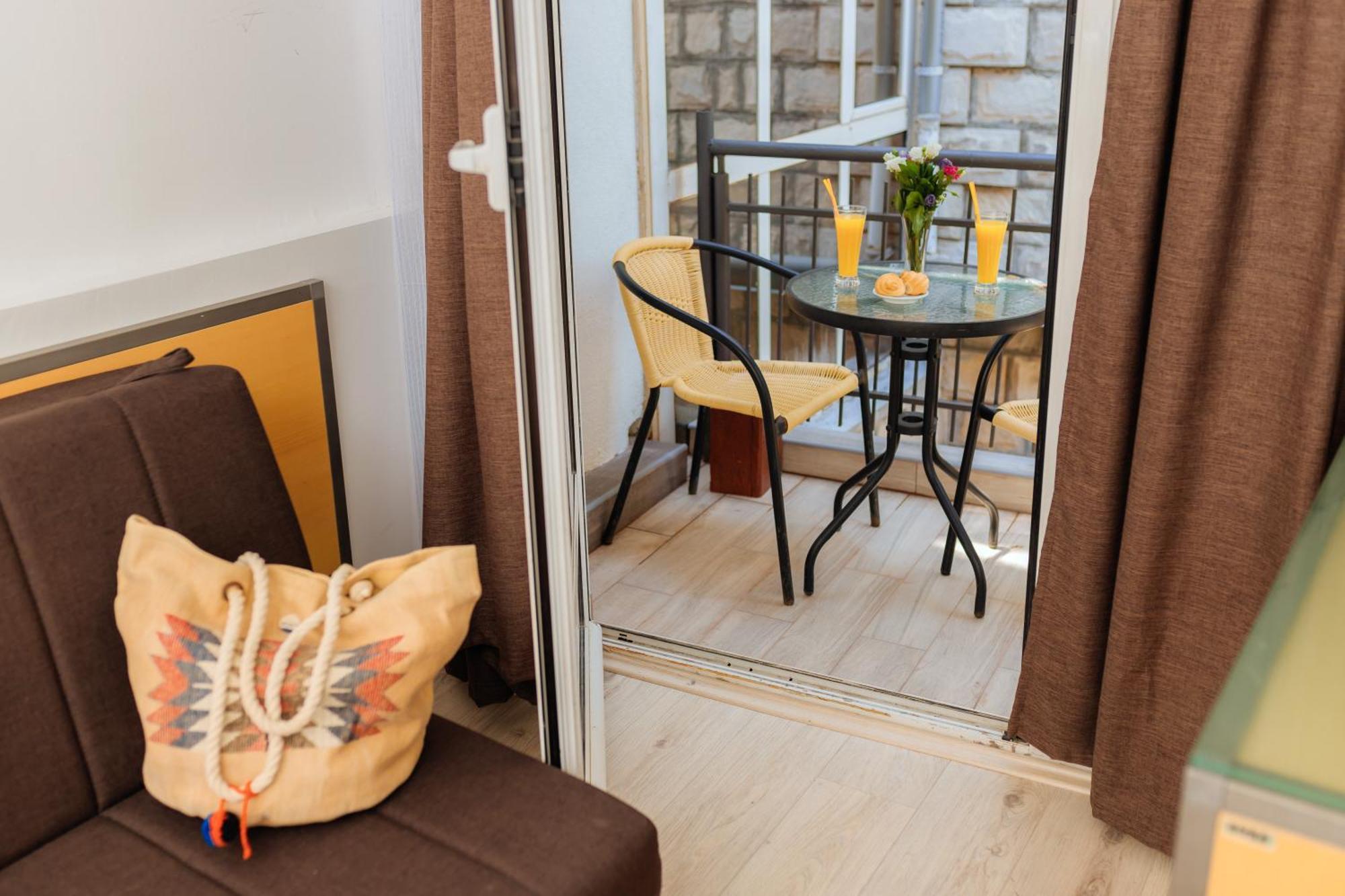 Hotel Savojo Petrovac Rom bilde