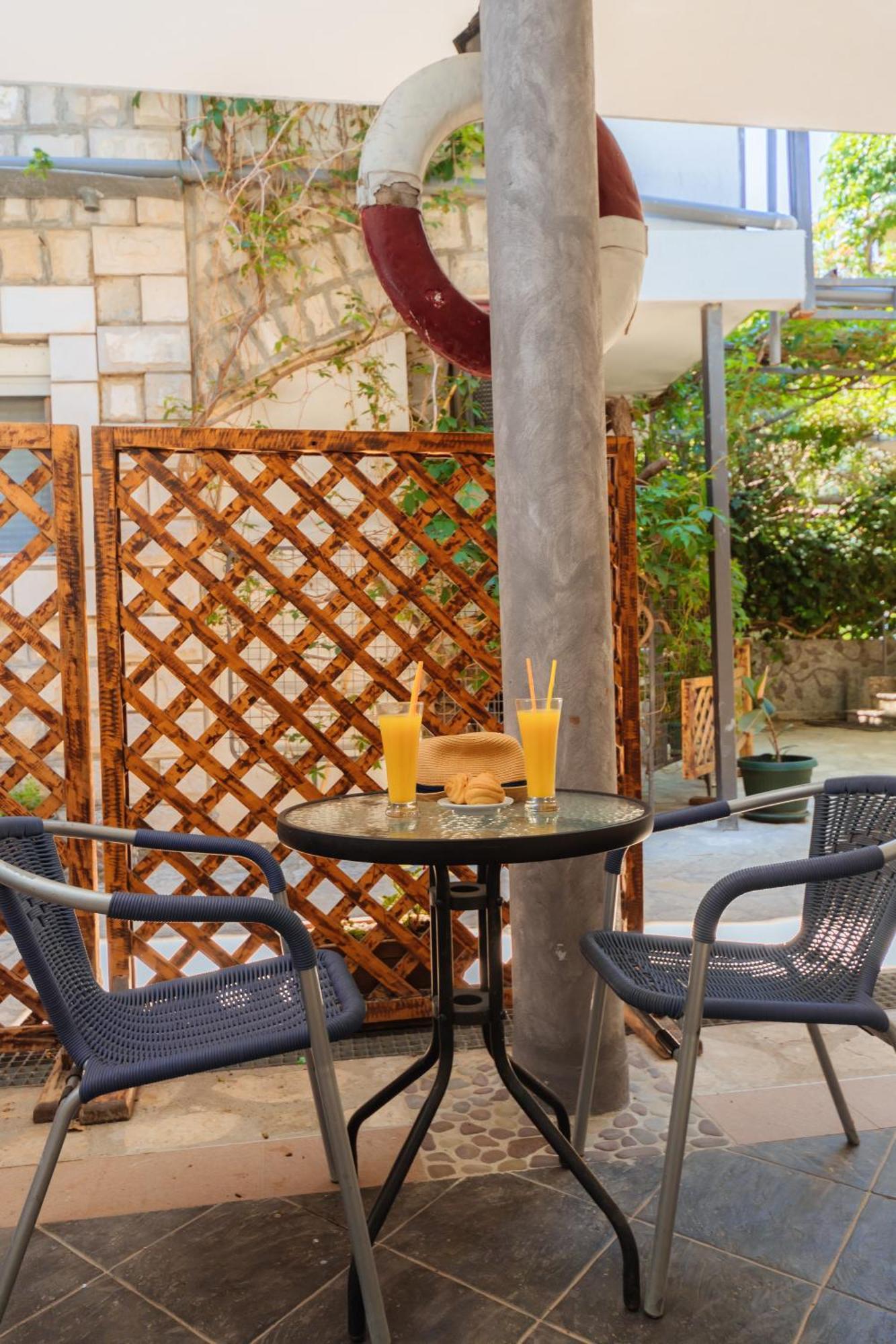 Hotel Savojo Petrovac Eksteriør bilde